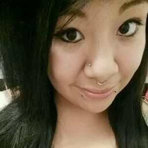 Meet your Posher, Iris